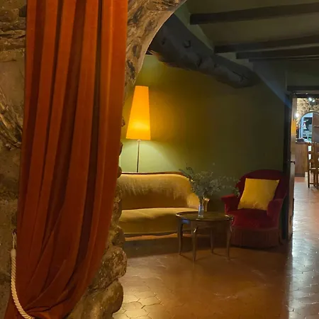 Chateau Du Rey Hotel *